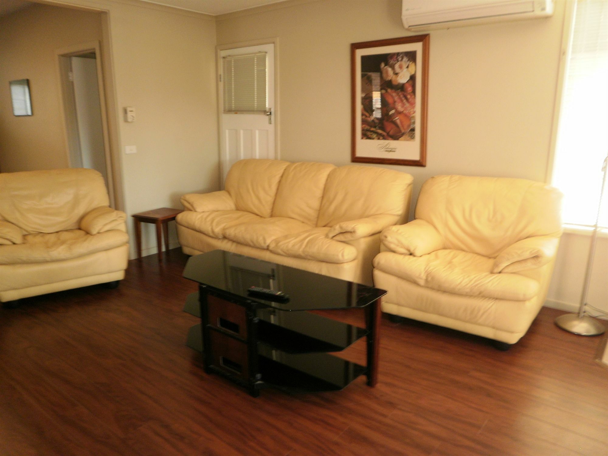 Kickback Cottages Lakes Entrance Eksteriør billede