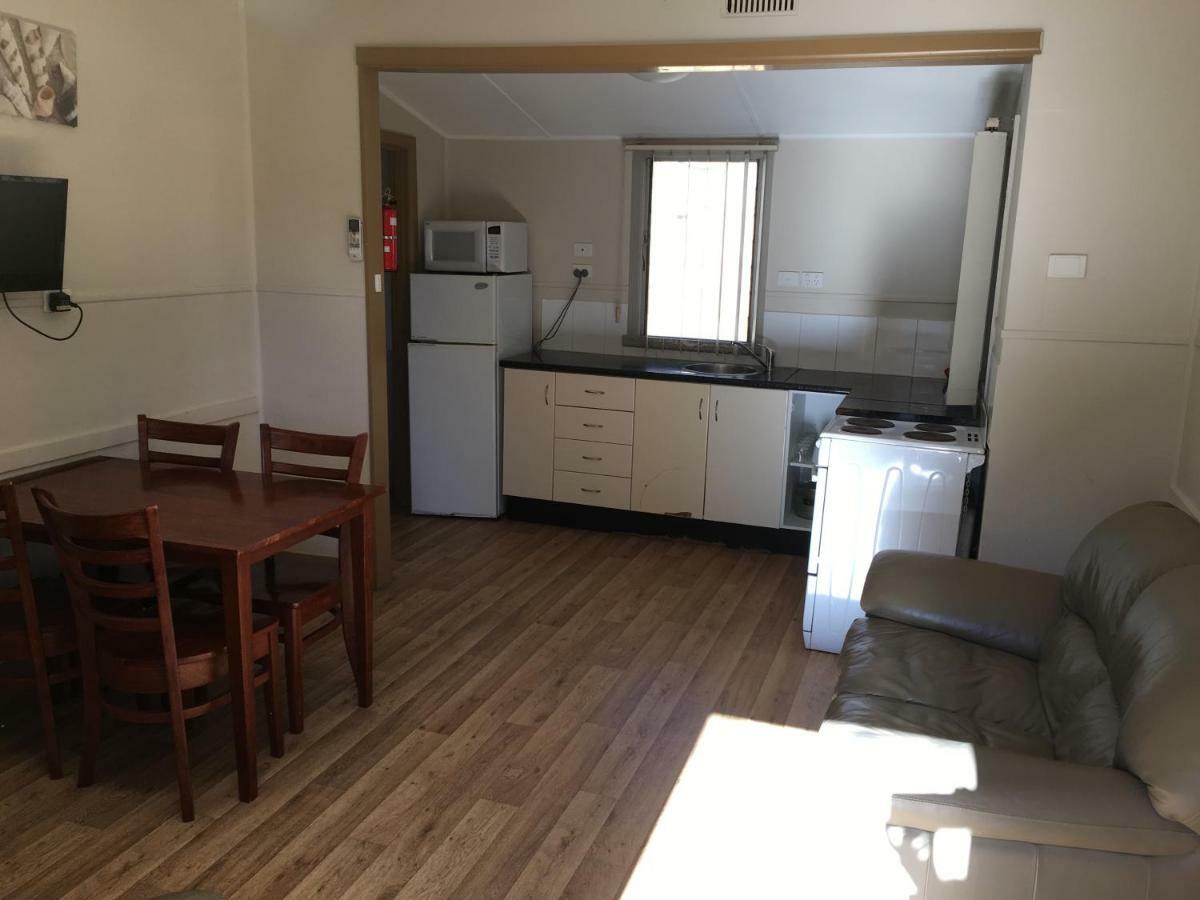 Kickback Cottages Lakes Entrance Eksteriør billede