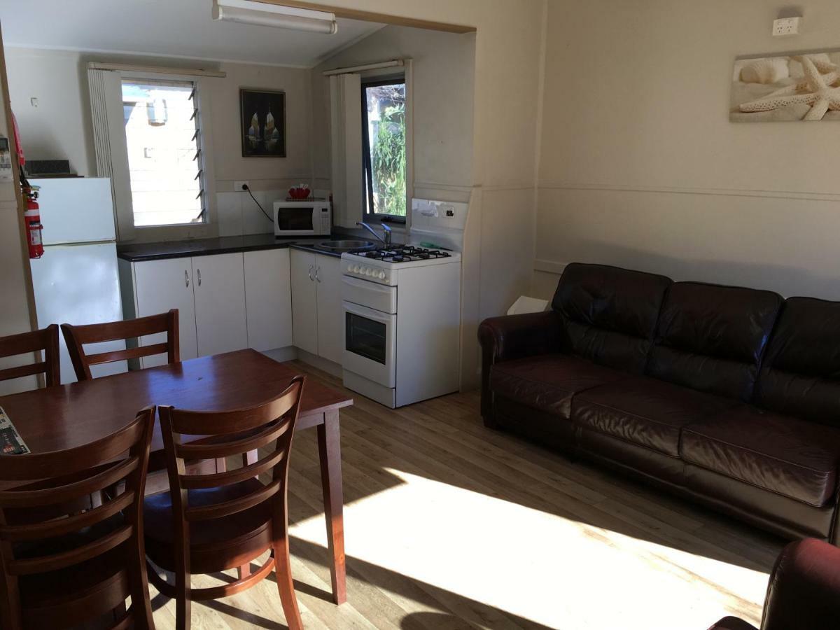 Kickback Cottages Lakes Entrance Eksteriør billede