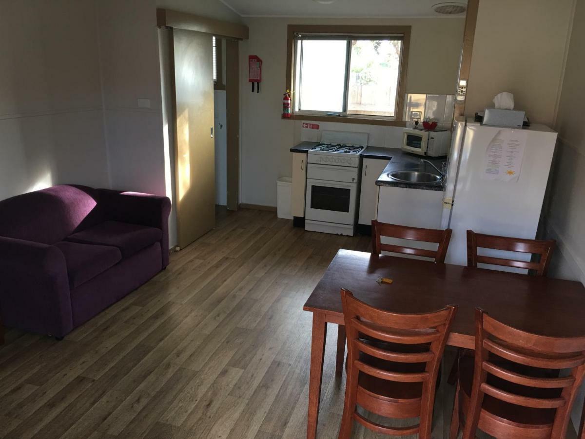 Kickback Cottages Lakes Entrance Eksteriør billede