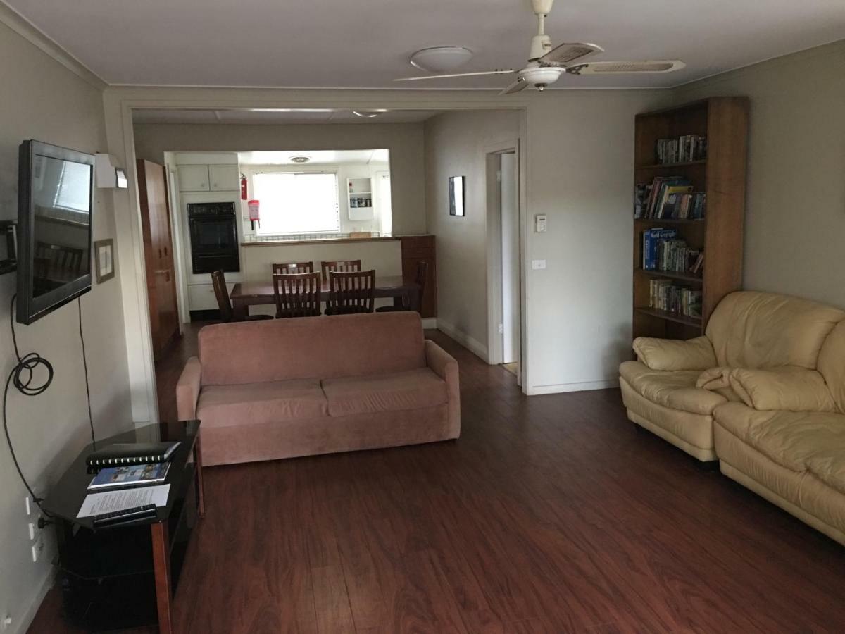 Kickback Cottages Lakes Entrance Eksteriør billede