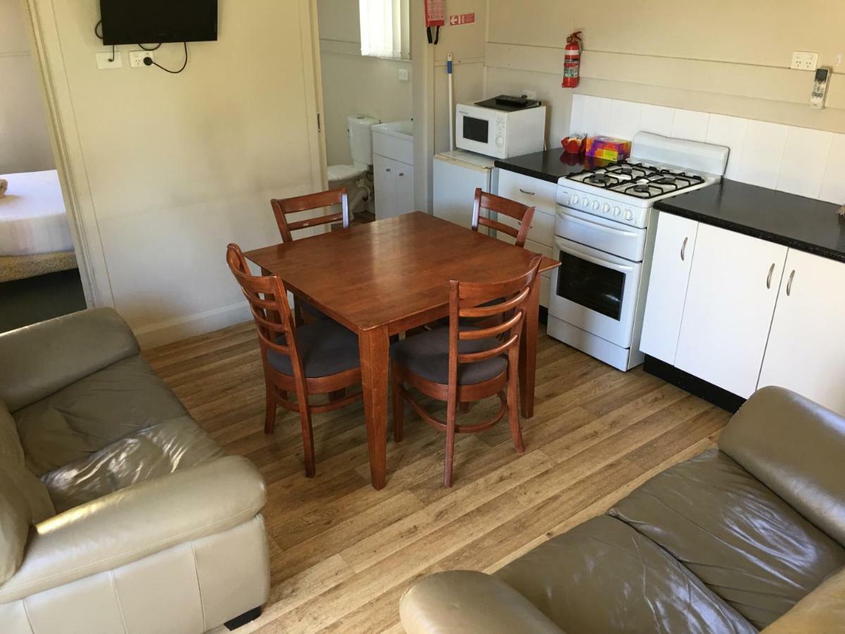 Kickback Cottages Lakes Entrance Eksteriør billede